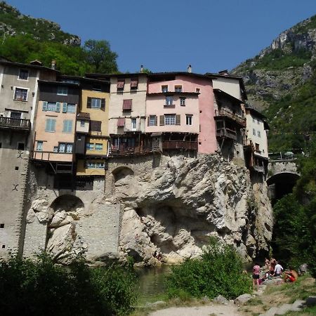 Logez Au Coeur Du Parc Du Vercors Saint-Laurent-en-Royans Dış mekan fotoğraf